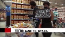 خشم معترضان برزیلی نسبت به مرگ یک مرد سیاه پوست در فروشگاه کارفور