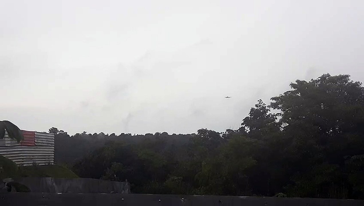 Airbus A320 PR-MYY na aproximação final antes de pousar em Manaus vindo de Guarulhos