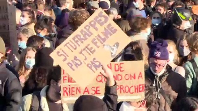 Акции протеста против законопроекта о безопасности