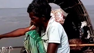 এমন মাছ ধরার পদ্ধতি  আগে কখনও দেখি নেই - Fishing