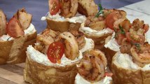 La Cocina de Keyla - Canapés con camarones, Chuletas en salsa de ciruelas, Rompope Colada