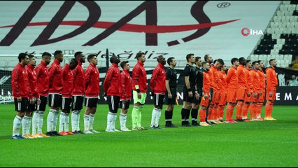 Beşiktaş - Medipol Başakşehir maçından kareler -1-