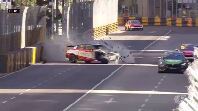 TCR China Macau 2020 Main Race Start Pile Up Leader Qin Hua Huff Huge Crash