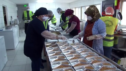 Avcılar'da karantinadaki ailelere günde 2 öğün yemek hizmeti