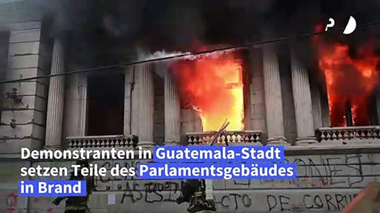 Demonstranten in Guatemala setzen Parlamentsgebäude in Brand
