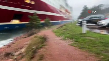 - Finlandiya’da yolcu gemisi karaya oturdu, 400'den fazla kişi mahsur kaldı