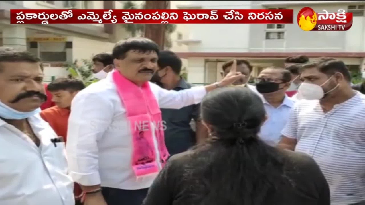 రోడ్డు వేస్తేనే ఓటు వేస్తామంటూ..