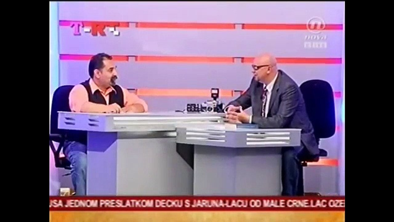 Živojin se upliče Pervanu među riječi!