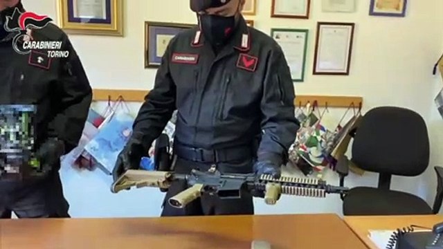 Mathi (TO) - Sparano con fucile softair su passanti denunciati 2 minorenni (21.11.20)