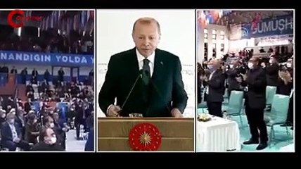 Erdoğan'dan kendisini alkışlamayanlara sitem