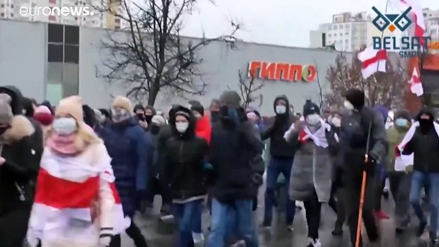 Folytatódnak a békés tüntetések Minszkben