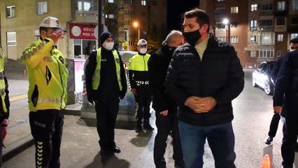 SİVAS - Vali Ayhan, uygulama noktalarında sokağa çıkma yasağını denetledi