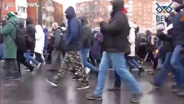 16e dimanche consécutif de manifestation au Bélarus, plus de 300 arrestations
