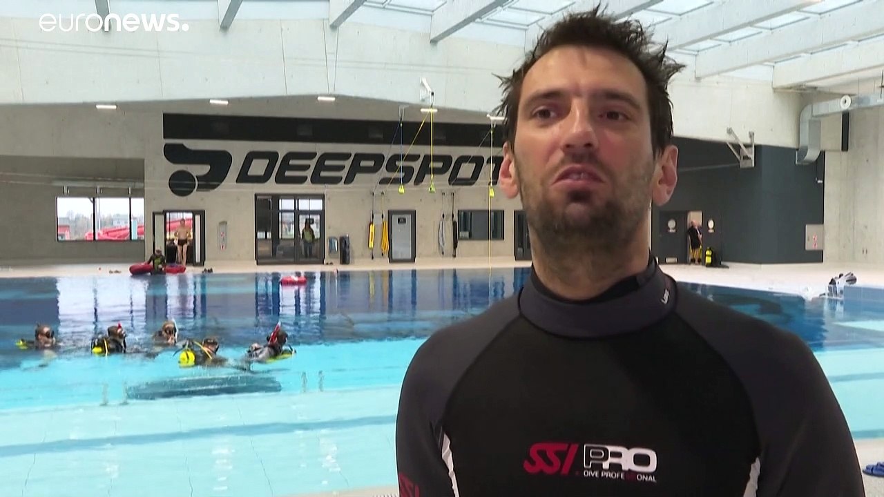 Polen statt Malediven? Tauchen im - mit 45 m - tiefsten Pool der Welt