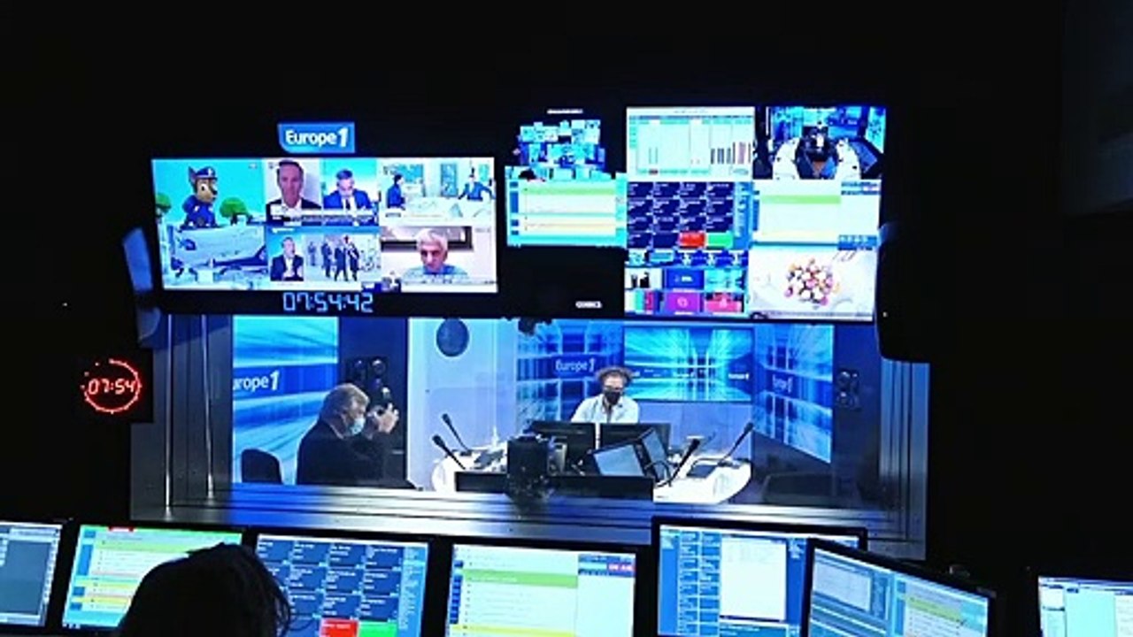 DSK : "La polygamie serait un booster d'économie" (Canteloup)