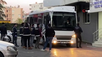 Menemen Belediye Başkanı'nın da gözaltına alındığı operasyonda şüpheliler adliyeye sevk edildi