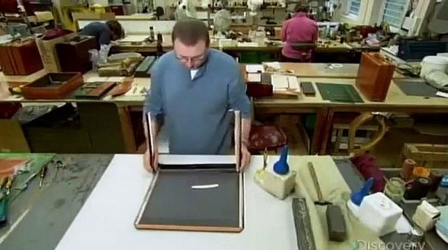 How Its Made - 713 Leather Briefcases