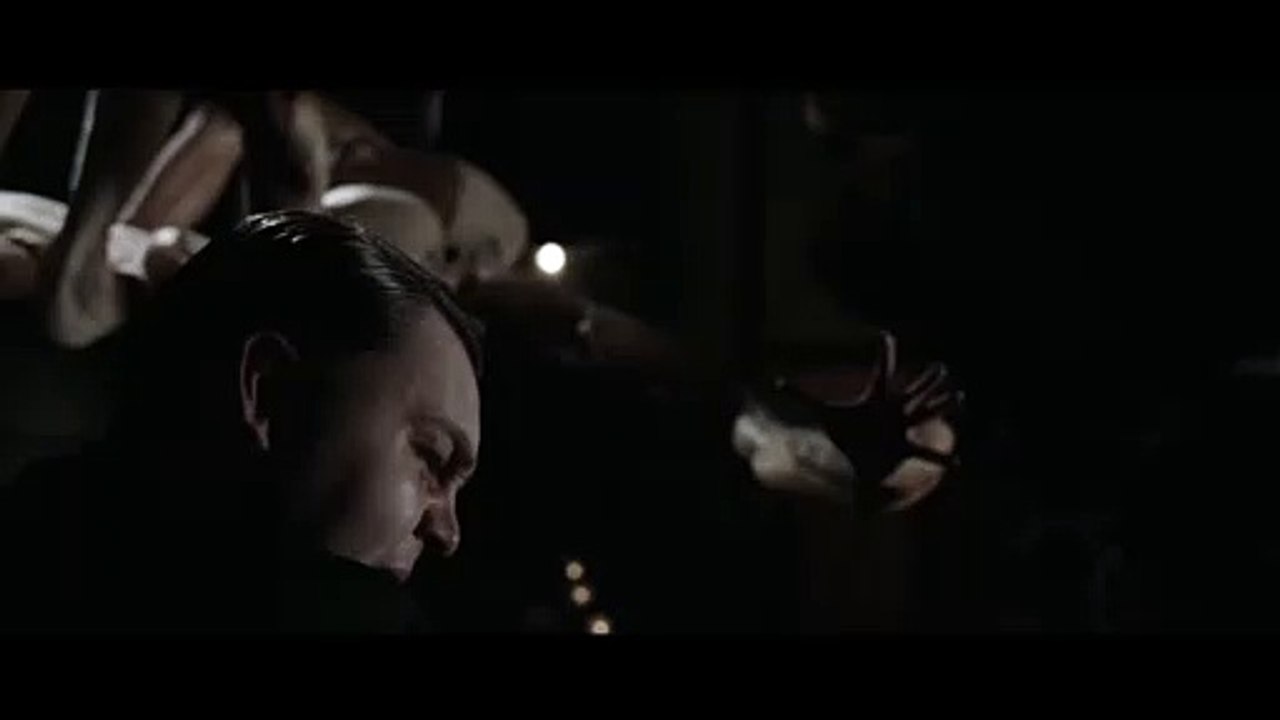 Dennis afraid the Spider scene