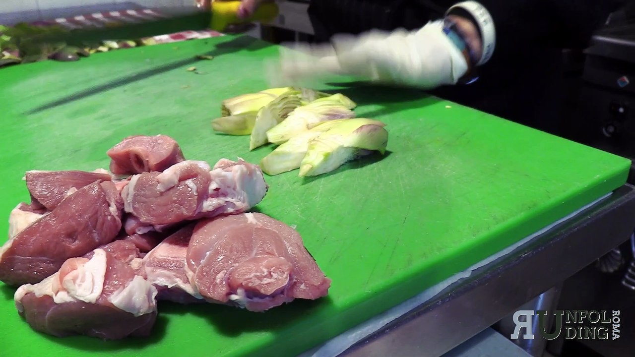 Abbacchio con carciofi del casale dei Buoni Sapori a Nepi