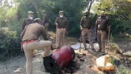 लखीमपुर खीरी- अवैध शराब के विरूद्ध चलाया गया अभियान