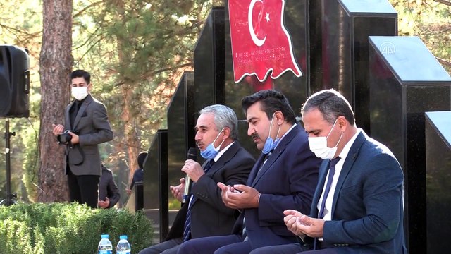 ÇORUM - Şehit öğretmen Aybüke Yalçın, mezarı başında anıldı