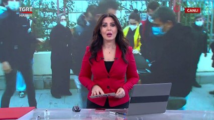 Uçtu Demir Parmaklıklara Asılı Kaldı