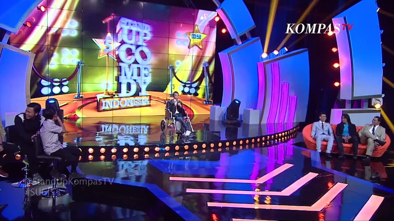 Stand Up Comedy Dani Aditya Roasting Agung Herc...
