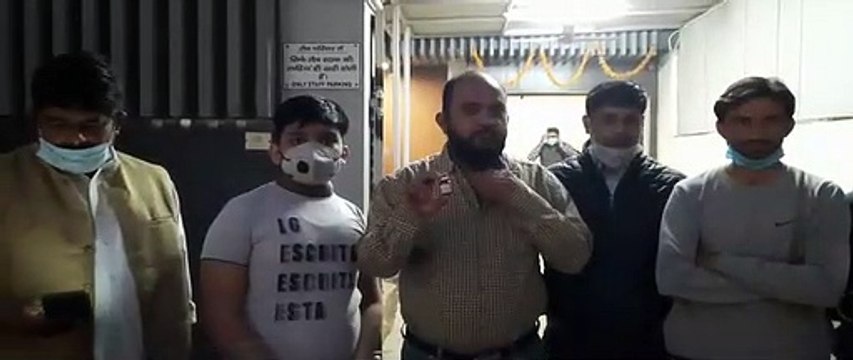 आगरा में पैथोलॉजी बांट रही हैं मौत, टेस्टिंग के नाम पर एक्सपायरी इंजेक्शन लगाने का खेल आया सामने