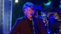 Private Universe - Crowded House (live)