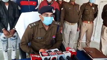 Download Video: थाना चकेरी पुलिस टीम द्वारा 04 शातिर चोरों को गिरफ्तार किया गया