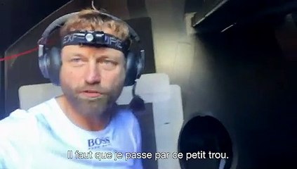 A bord d'Hugo Boss - réparation à bord par Alex Thomson