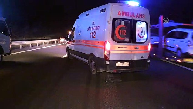 DÜZCE - Anadolu Otoyolu'nda zincirleme trafik kazası: 5 yaralı