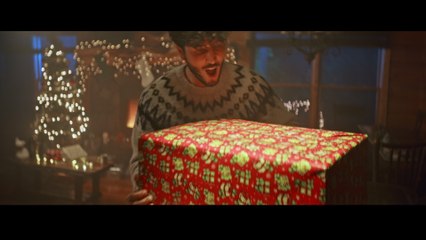 Sebastián Yatra - Santa Claus Is Comin’ To Town