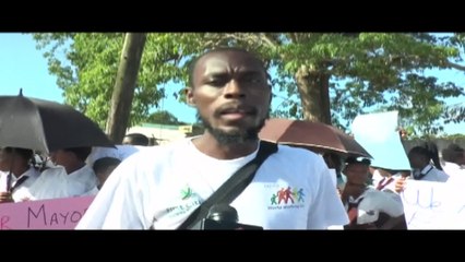 Parents and Students Protest Poor Conditions