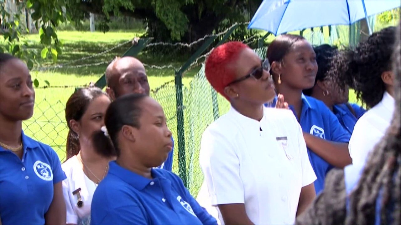 Nurses on frontline working without contract