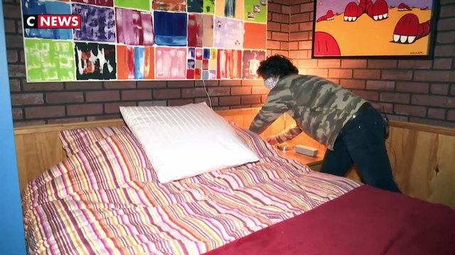 Nice : des coupes de cheveux clandestines pour survivre