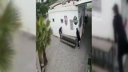 Torbacılara şafak baskını!