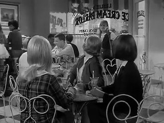 The Patty Duke Show S3E05 Our Daughter the Artist