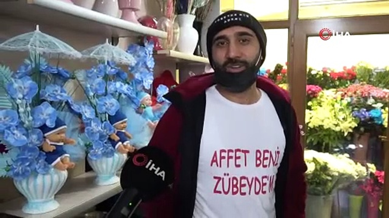 Boşanma davası açan eşinden af diledi