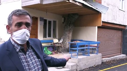 ERZURUM - Çatısında asırlık ceviz ağacı olan kütüphane ilgi görüyor