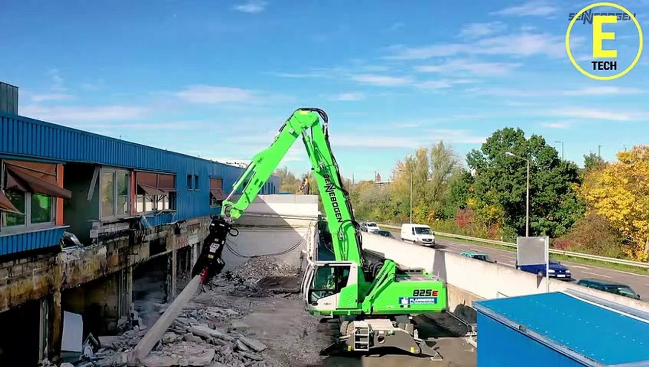 Extremely Heavy LIft Cranes Gone Wrong, Dangerous Crane Idiots Operator