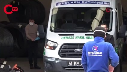 Kocaeli'de fabrikada üzerine demir düşen işçi öldü
