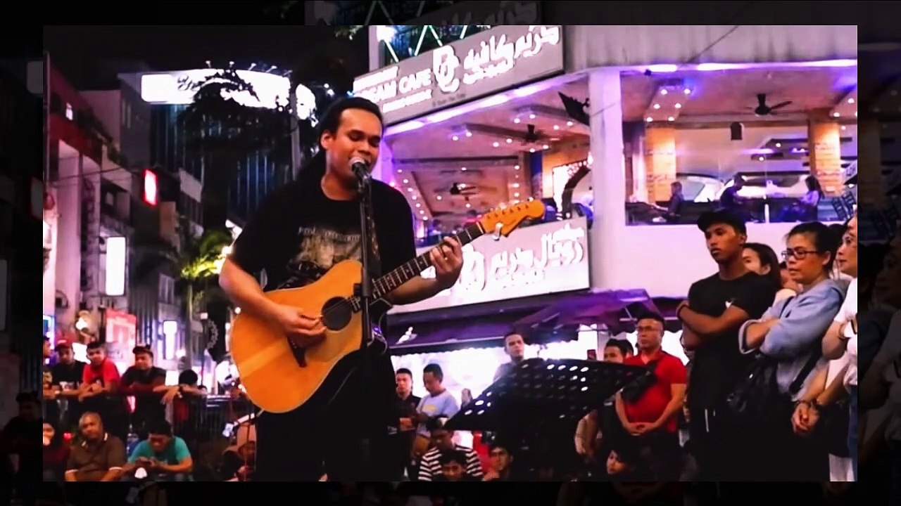 Dia Bawain Lagu Hanya Rindu Semua penonton KL ini Senyab