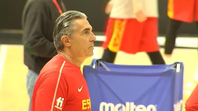 España prepara los partidos ante Israel y Rumanía