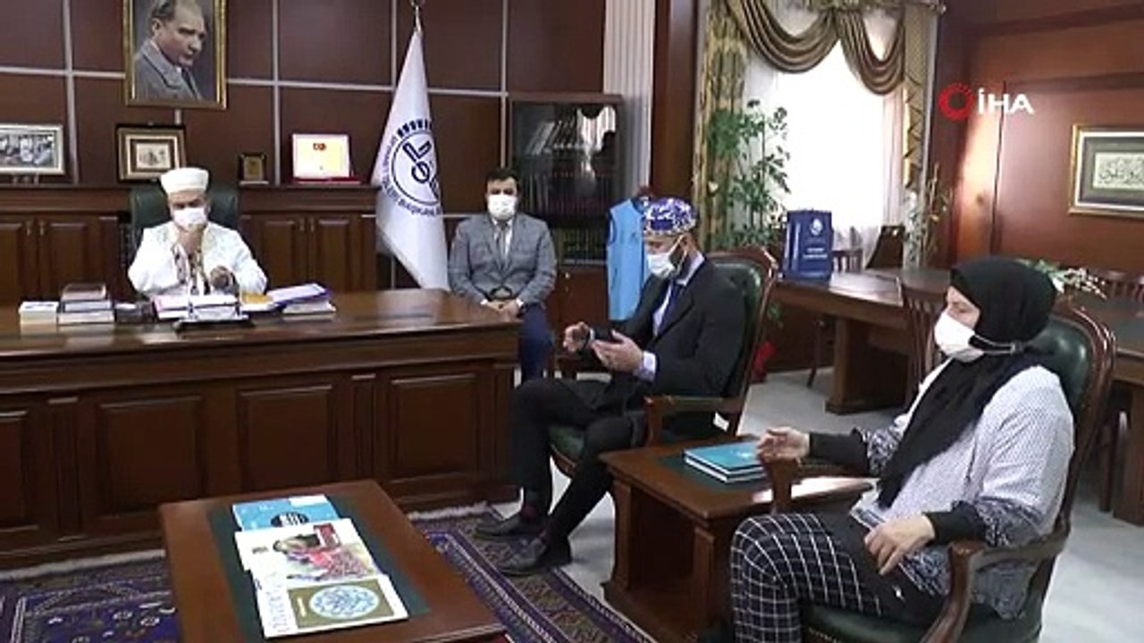 ABD'li anne ve oğlu ezan sesinden etkilenip müslüman oldu