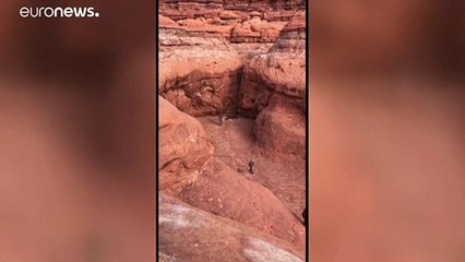 ΗΠΑ-Γιούτα: Μυστήριος μεταλλικός μονόλιθος και σενάρια για εξωγήινους