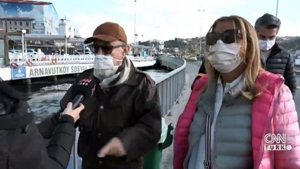 Boğaz'da denizanası istilası | Video