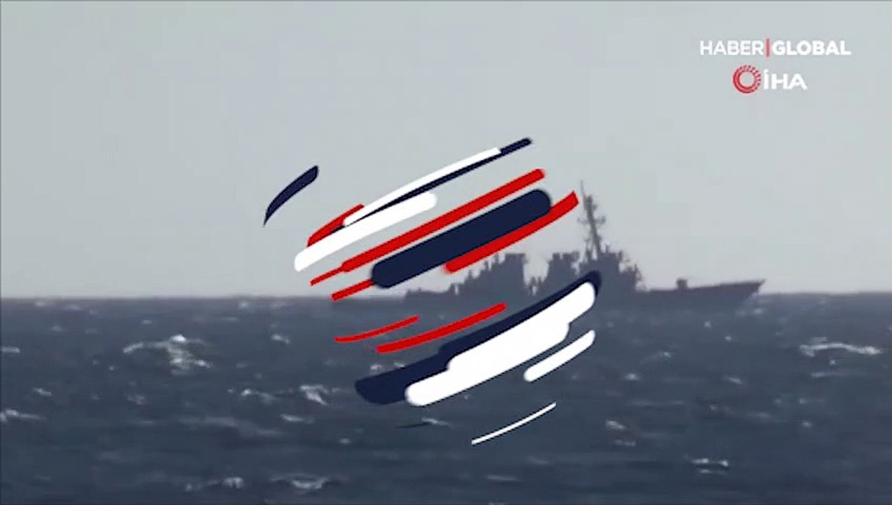 Rus savaş gemisi, ABD savaş gemisini böyle uzaklaştırdı