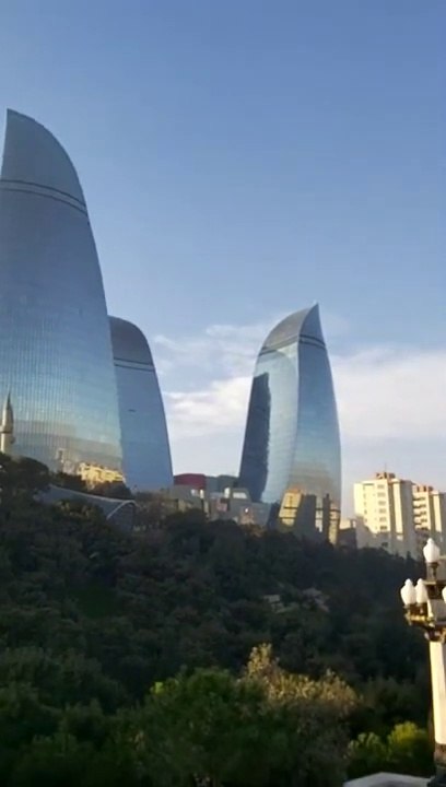 Baku Flame Towers (Azerbaijan )