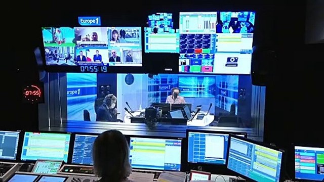 Laurent Cabrol : Gabriel Attal, votre carte de fidélité est activée sur Europe 1 ! (Canteloup)